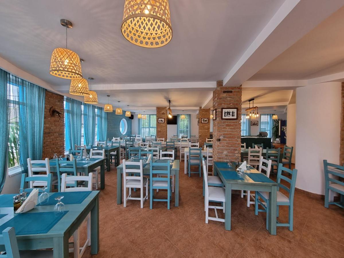 Hotel Sunrise Crisan  Ngoại thất bức ảnh